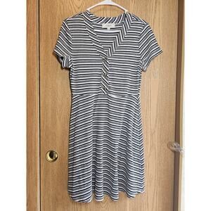 No comment - NY LA XL Jrs dress. Gray/white/black. Ribbed.